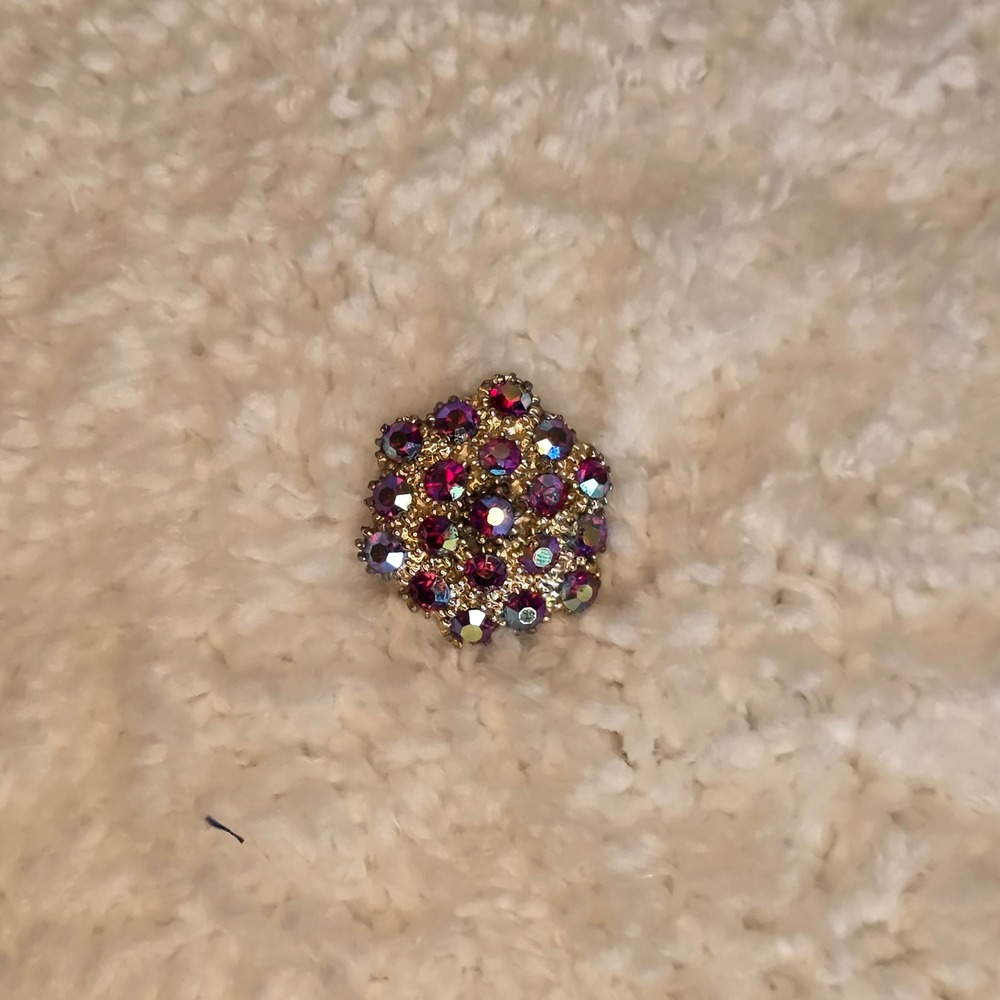 Vintage Aurora Borealis Rhinestone Dome Brooch Gold Tone Tiered Starburst Pin - Picture 15 of 15
